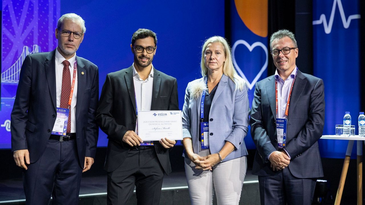 From left to right: Prof. Jan De Waele, ESICM Congress President , Belgium, Dr. Stefano Marelli, Research Grant Winner 2026, Italy, Dr. Anke Wenn, Fresenius Kabi, Prof. John Laffey, Chair ESICM Research Committee.