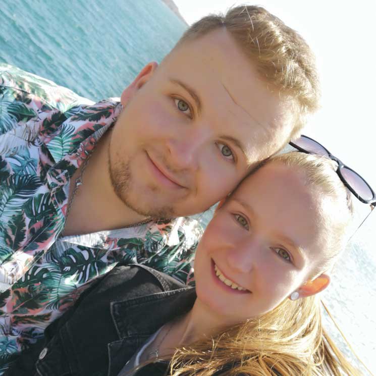 Nathalie mit ihrem Freund