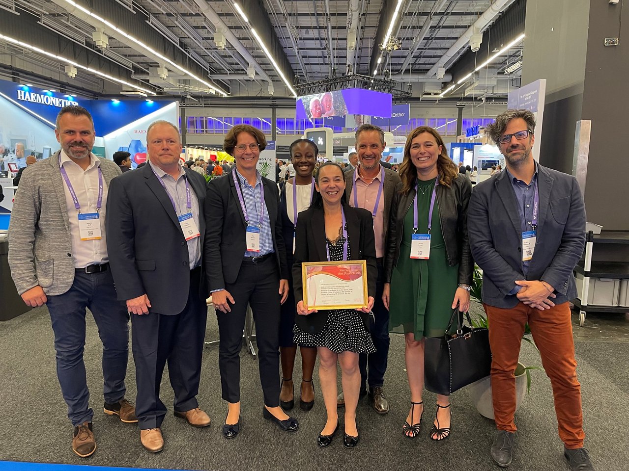 Dr. Christie Vermeulen (front) and Dr. Ulja Schmidt with colleagues at the ISBT congress in Goetheburg