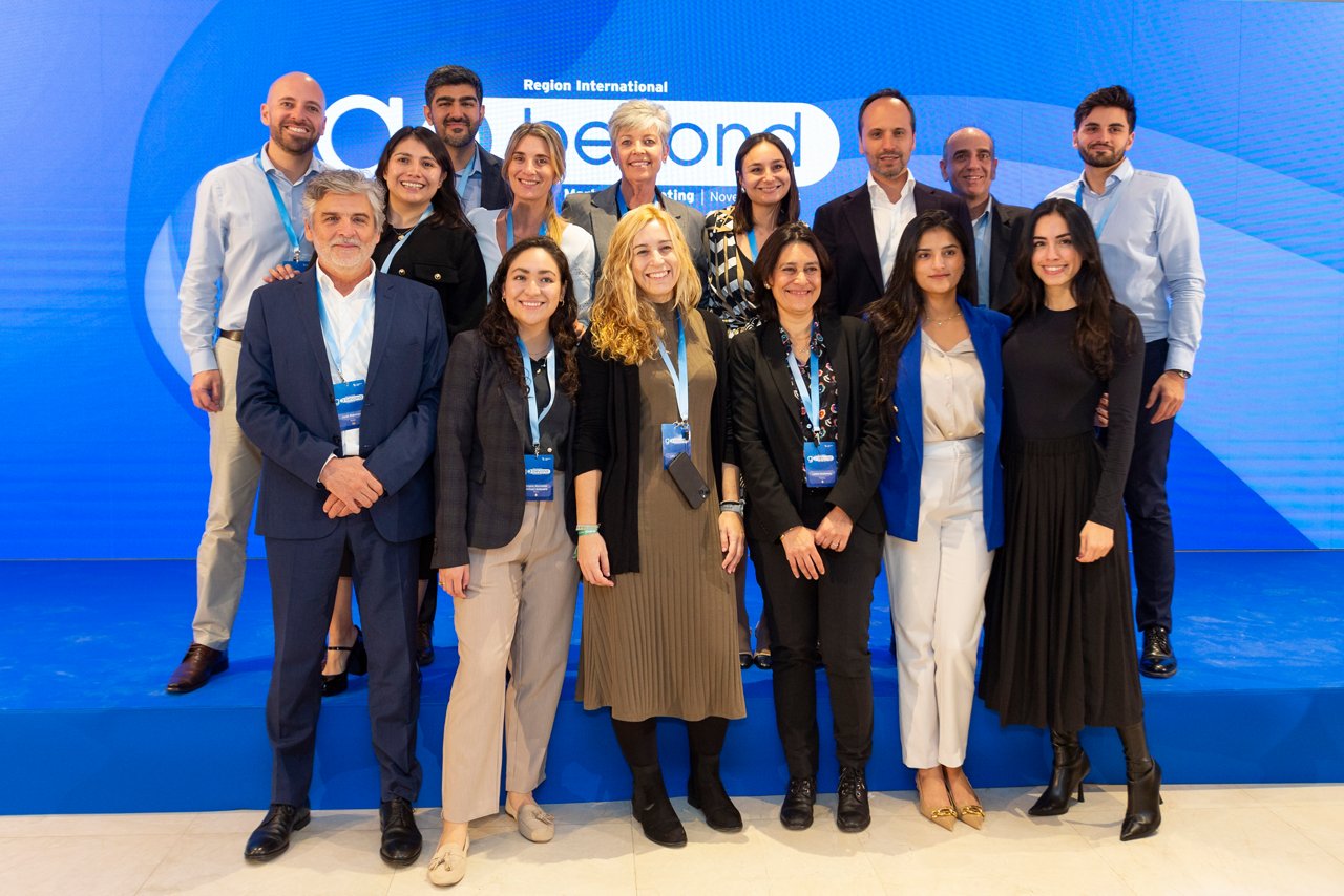 Milagros Ovejero with the Region International Team.