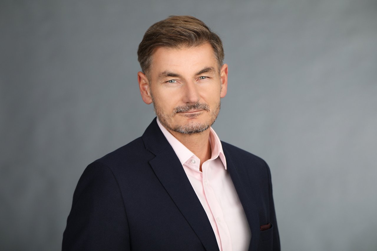 Tomasz Halik, dyrektor Wytwórni płynów infuzyjnych w Kutnie